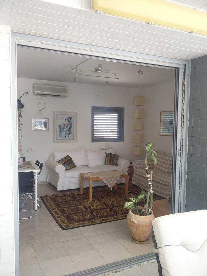 Herzelia Rooftop Special 2 Room Apartment Extérieur photo